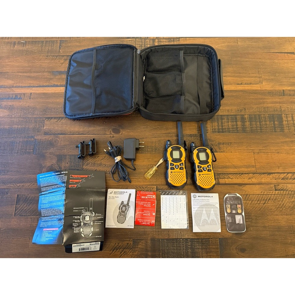 Motorola Talkabout MT351R Two Way Radio Walkie Talkie Pair Set with Case Manual